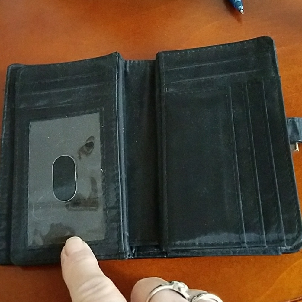 Wallet - Picture 3 of 5